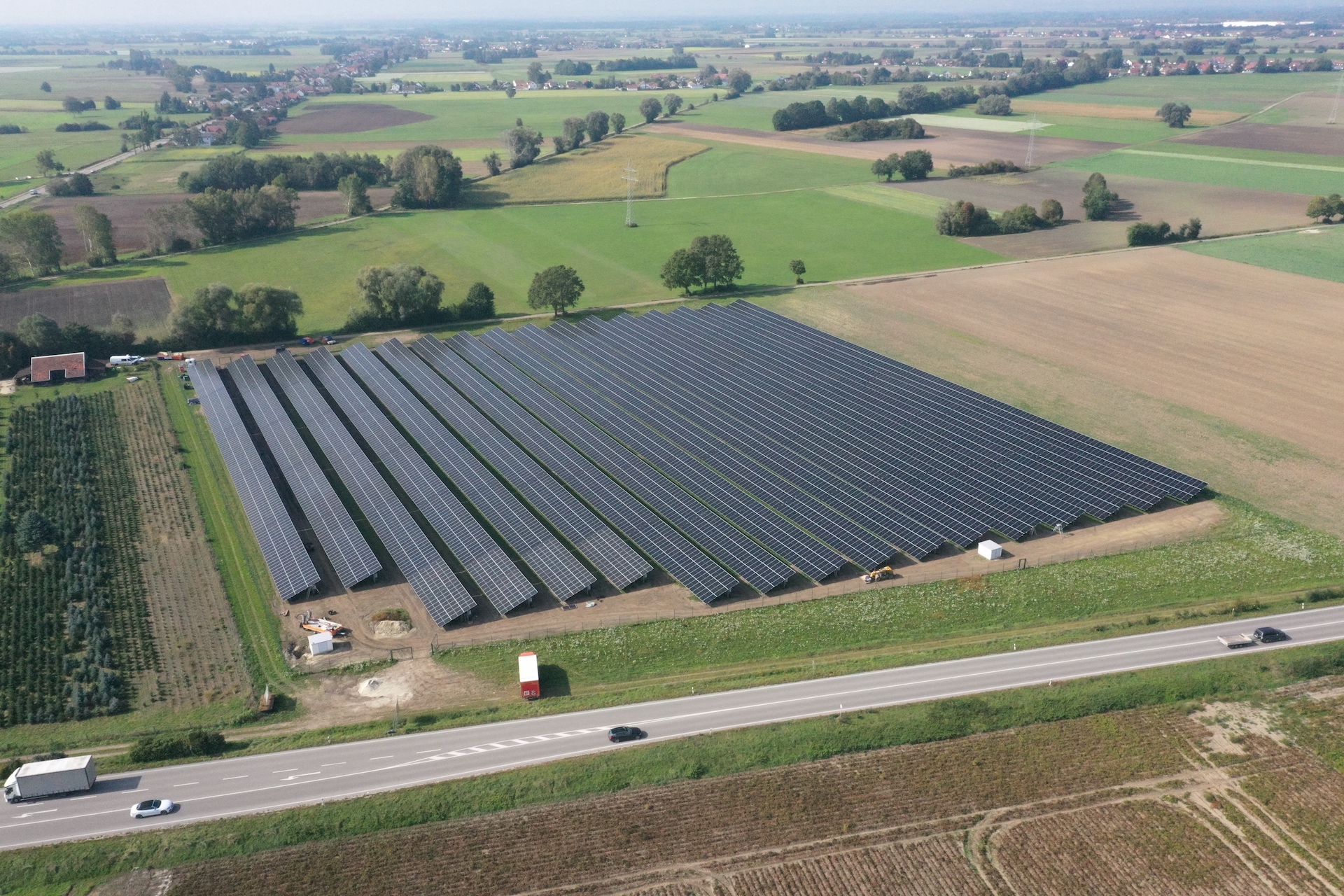 Solarpark aus der Luft